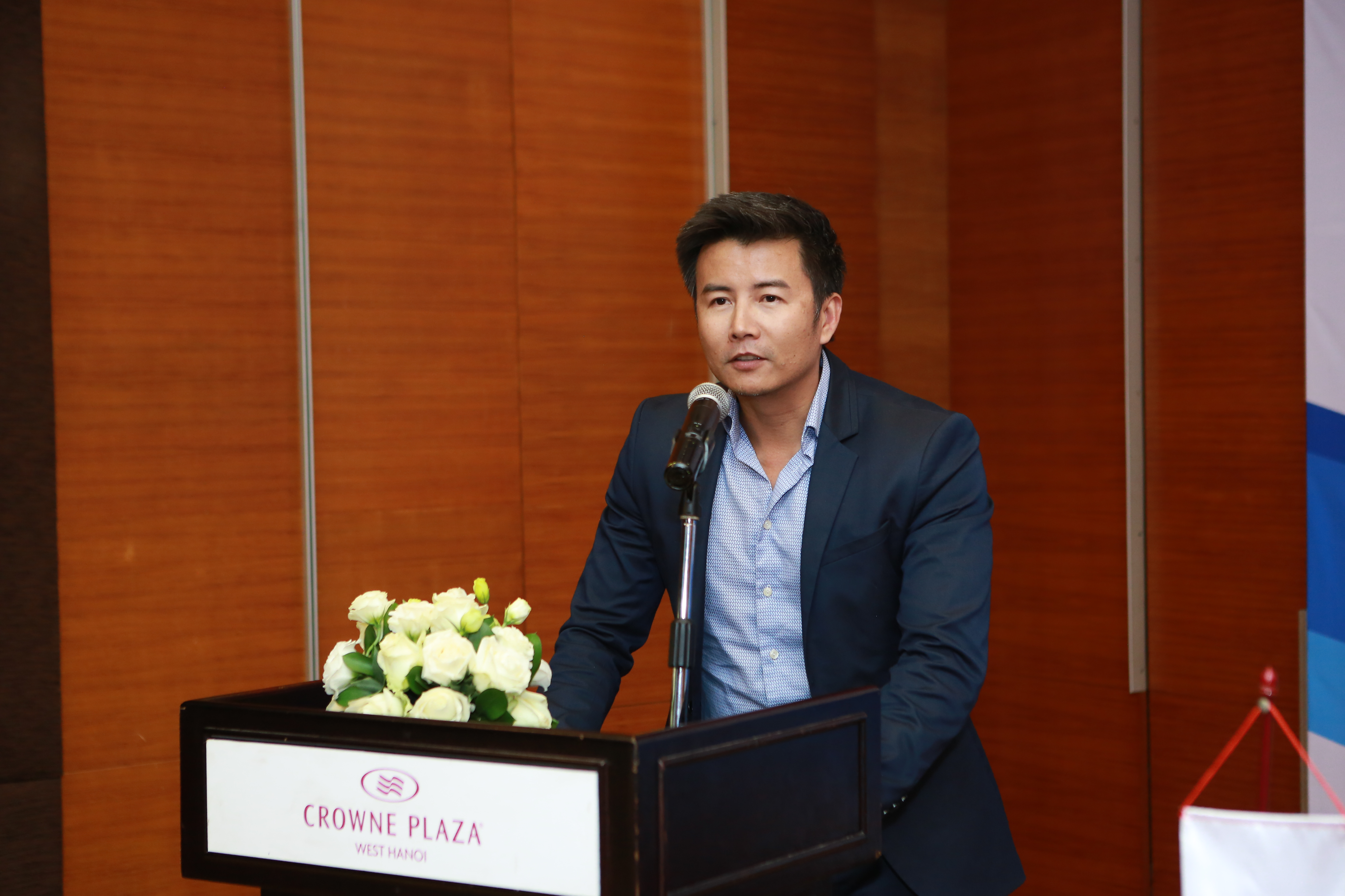 Ông Kenneth Mai Le – Tổng giám đốc Bravat Việt Nam phát biểu tại Lễ ký kết.